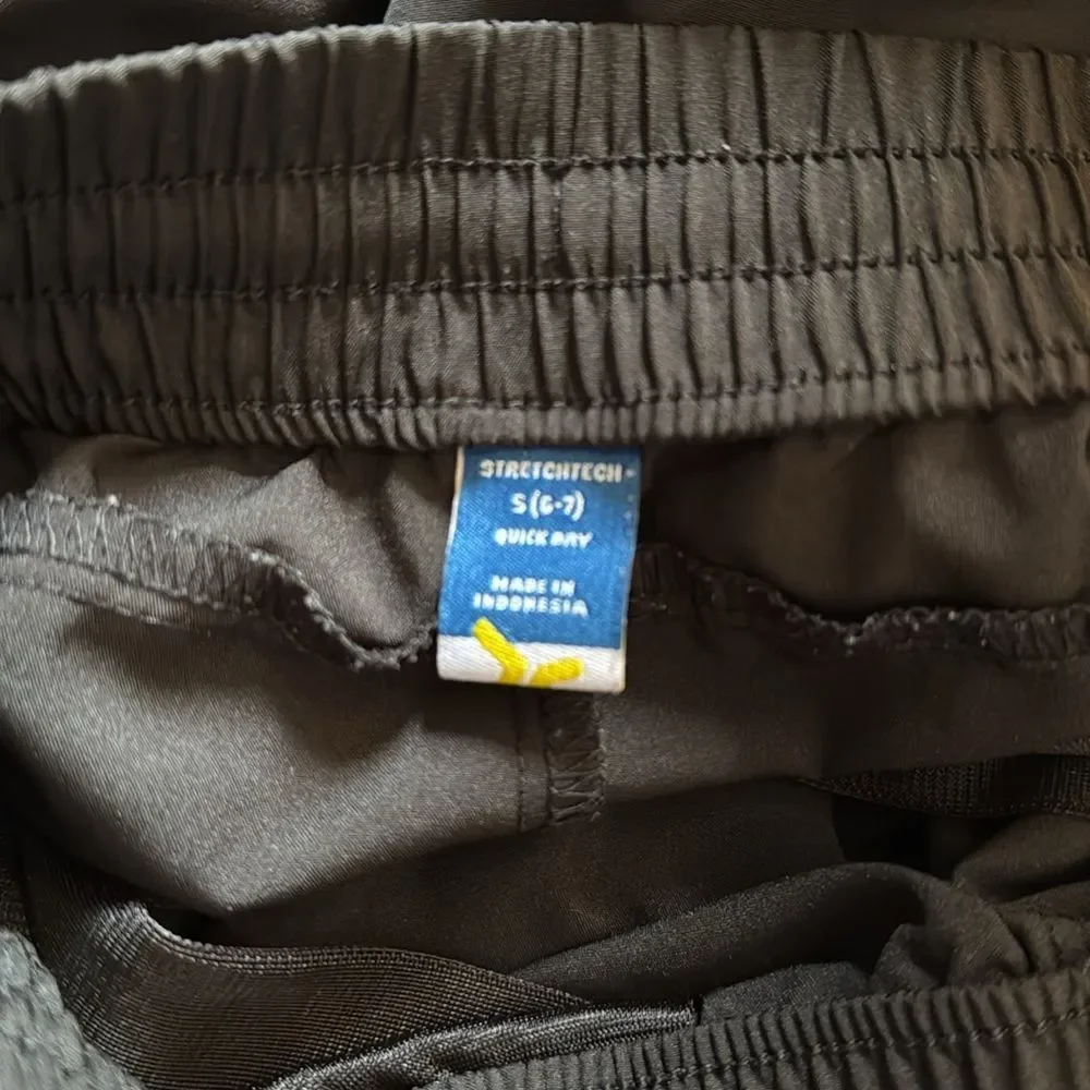 SALE! Boys’ Black Old Navy Athletic Shorts Size S EUC